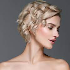 We know many of you who haven't tried short hair may be a little scared about going for a. 15 Easy And Quick Best Party Hairstyles For Short Hair