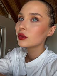 Werbung| I see red wearing my @diorbeauty Rouge Dior On Stage Nr. 550 💌