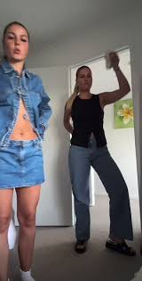 Girl pantsed on TikTok - ThisVid.com