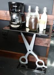 Pin By Siomara On Beauty In 2020 Salon Decor Hair Salon Decor Barber Shop Decor