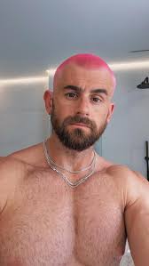 Rainy day fits made a little brighter with the new #AirpodMax