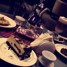 قهوة وحلى Cafe Et Dessert وقت الرواقه مع ق Instagram Photo Websta Desserts Food Cafe