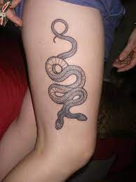 Double Snake Tattoo Girl Google Search Hip Tattoo Designs Thigh Tattoo Designs Thigh Tattoo