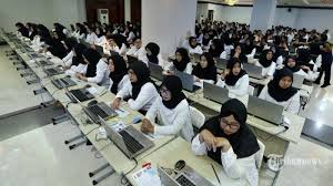 Maybe you would like to learn more about one of these? Daftar Formasi Terbanyak Cpns Dan Pppk 2021 Termasuk Perawat Hingga Pranata Komputer Tribun Solo