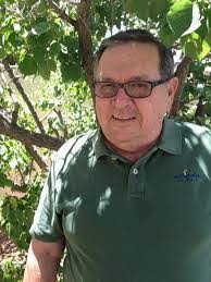 Rebekah Oates's Instagram, Twitter & Facebook