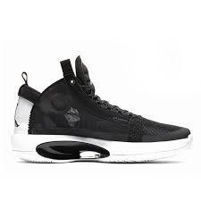 Hard to believe, but chris paul is now wearing his twelfth signature shoe with jordan brand. What Pros Wear Luka Doncic S Air Jordan 34 Shoes What Pros Wear