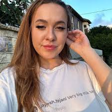 Lauren Carrell in people