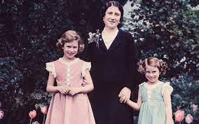 Queen elizabeth was born at 2:40am on 21st april 1926 at her maternal grandfather's house at 17 bruton street in mayfair. What We Can Learn From Queen Elizabeth S Childhood