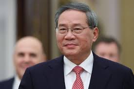 Harris visits site of grandfather's old home in Zambia