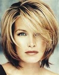 Easy Hairstyles For Over 50 Tagli Di Capelli Capelli Tagli Di Capelli Scalati