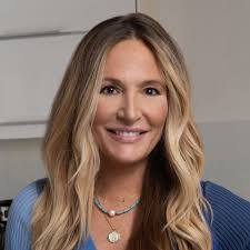 Kate Head's Instagram, Twitter & Facebook