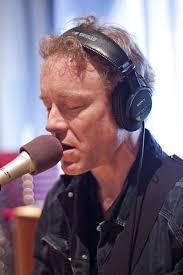 Low performs in the Current Studio