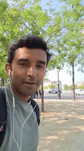 El Arco de Triunfo de París, inaugurado en 1836, es uno de los monumentos  más icónicos de Francia. Fue mandado a construir por Napoleón Bonaparte  tras su victoria en Austerlitz en 1805, como homenaje ...