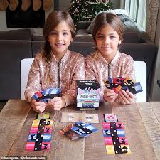See full list on biographymask.com 8 Year Old Twins Leah Rose And Ava Marie Clements Called The Most Beautiful Girls In The World Daily Mail Online