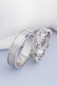His And Hers Wedding Bands Wedding Rings Set Unique Wedding Bands Matching Wedding Bands Passende Eheringe Einzigartige Trauringe Ring Verlobung