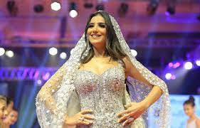 أحمد السقا، أمير كرارة، مي عمر، دياب، ادوارد، فردوس عبدالحميد، نجلاء. Ù…ÙŠ Ø¹Ù…Ø± ØªØ±ØªØ¯ÙŠ ÙØ³ØªØ§Ù†Ø§ Ø¨Ù€15 Ù…Ù„ÙŠÙˆÙ† Ø¯ÙˆÙ„Ø§Ø± Ø¨ÙˆØ§Ø¨Ø© Ø£Ø®Ø¨Ø§Ø± Ø§Ù„ÙŠÙˆÙ… Ø§Ù„Ø¥Ù„ÙƒØªØ±ÙˆÙ†ÙŠØ©