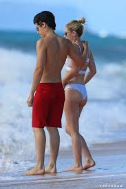 Many famous women have dated cole sprouse, and this list will give you more details about these lucky ladies. Lili Reinhart Fans Added 17 New Lili Reinhart Fans Facebook