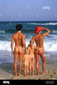 Nudista familia