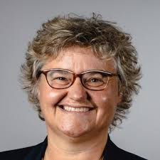 Isabelle VAN SEUNINGEN