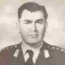 Sadat adlı bir şirketin kurucusu ve patronu. Adnan Tanriverdi Biyografya