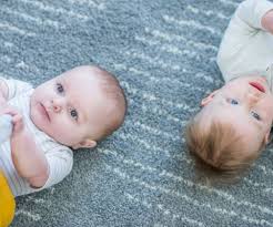 Wie Unterschiedlich Die Entwicklung Von Babys Wirklich Ist Famigros