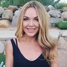 Christina Mae Wolf (@christinamaewolf) • Instagram photos and videos