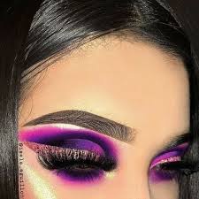 Purple eyeshadow is soft and universally flattering, and nearly impossible to get wrong — making it the the perfect introduction to wearing brighter colors. Violet Makeup Looks Saubhaya Makeup