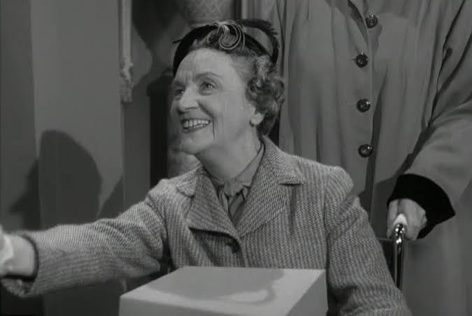 Alfred Hitchcock Presents, S1E13, “The Cheney Vase” | Media Magpies