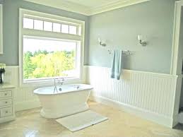 The best wainscoting for living rooms, bathrooms, dining rooms, and more! 20 Gorgeous Examples Of Beadboard Bathrooms Beadboard Bathroom Traditional Bathroom Beadboard Wainscoting