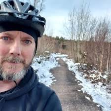 Adrian Galvin (@AdrianGalvin71)