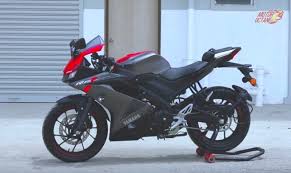 This is the video about the new headlights of r15 v3. Yamaha R15 V3 0 Review Bettering The Best