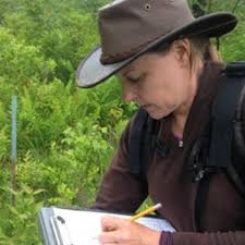 Lori Erb's Instagram, Twitter & Facebook