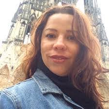 Diane Bucher's Instagram, Twitter & Facebook