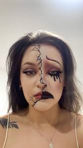 𝓙𝓾𝓵𝓲𝓪 𝓐𝓫𝓻𝓮𝓰𝓸🧿 (Juliaabrego_)