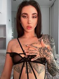 Bribunn Nude | XXX - 2025