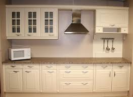 Si estás pensando en cambiar las puertas de las estancias de tu casa o necesitas una medida o acabado en concreto, pregúntanos y te ayudamos a crear las puertas que mejor se adapten a tus necesidades. Cocinas A Medida Muebles De Cocina Cocinas Baratas Armarios Cualquer Medida Puertas Belmonts Cocinas Los Montesinos Torrevieja Electrodomesticos En Oferta Puertas Carpinteria Vestidores Reformas De Vuestra Casa Instalacion Total