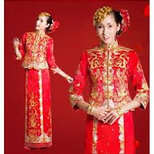 Bride Chinese Dragon And Phoenix Wedding Gown Chinese Wedding Dress Chinese Wedding Dress Rustic Wedding Gowns Wedding Gowns