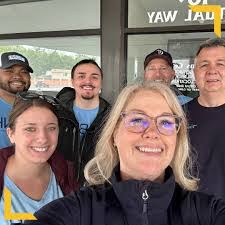 Margo Cross's Instagram, Twitter & Facebook