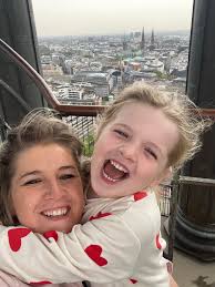 Hey all, VETS Question: Re Lavanchy Laurence, Montriond. Travel to Morzine  for Xmas with my two pups. Traveling back early January and wanted to check  if the Vets at Montriond is open