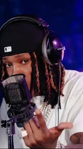 back in #2020, #kingvon blessed our #openmic stage 🔥 & performed his song  "crazy story" 🎶🕊️ #genius #crazystory #hiphop #music #live