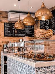 Veggie Vegan Essen In Palma De Mallorca Die 6 Schonsten Cafes Fur Fruhstuck Brunch Veggie Gemutliches Cafe Fruhstuck Brunch Cafe Interieur