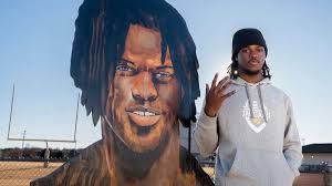 After a historic senior season, Southwind football QB Kelvin Perkins is The  Commercial Appeal's 2025 Offensive Player of the Year. See link below ⬇️  bit.ly/4s4YxtD