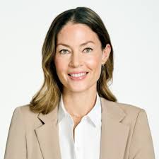 Lisa Smith Email & Phone Number