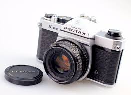 A question that i answer on a weekly basis is i wanna start shooting film, but what camera should i start with?my answer is always the pentax k1000. Pentax K1000 35mm Slr Film Camera Smc Pentax A F1 7 50 Mm Lens Kit Pentax Slr Film Camera Pentax Digital Camera