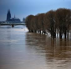 Bund und län­der stel­len mil­lio­nen bereit, damit aus einem klei­nen bach, kein rei­ßen­der strom wird. Hochwasser Forscher Warnen Vor Fluten In Deutschland Welt