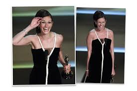 Julia Roberts and the Gladiator: Recapping the 2001 Oscars Ceremony |  Vanity Fair