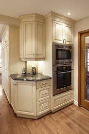 Schnarr Craftsmen Inc Kitchen Q 05 Kitchen Cabinet Styles Kitchen Remodel Small Corner Kitchen Cabinet