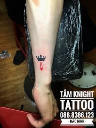 1.1 hình xăm vòng tay đẹp. Hinh XÄƒm Mini Cá»• Tay Hinh XÄƒm Cá»• Tay Cho Nam Hinh XÄƒm VÆ°Æ¡ng Miá»‡n Crown Mini Tattoo Hinh XÄƒm Quan Bai King Tattoo Mini Tattoos Hinh XÄƒm XÄƒm