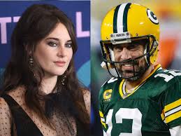 May 26, 2021 · aaron rodgers and shailene woodley are hanging loose. Shailene Woodley On Why She And Aaron Rodgers Announced Engagement
