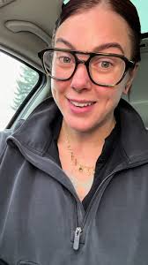 Millennial Fashion: The Jeans We’re Wearing Today